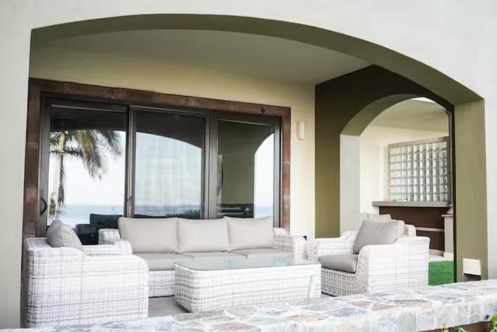 Luxury Oceanfront Condo On Cerritos Beach San Carlos  Екстериор снимка