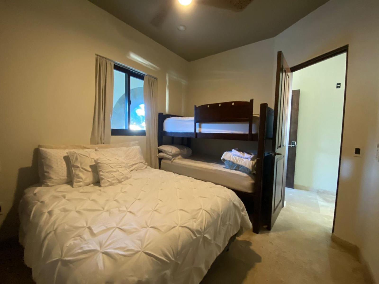 Luxury Oceanfront Condo On Cerritos Beach San Carlos  Екстериор снимка